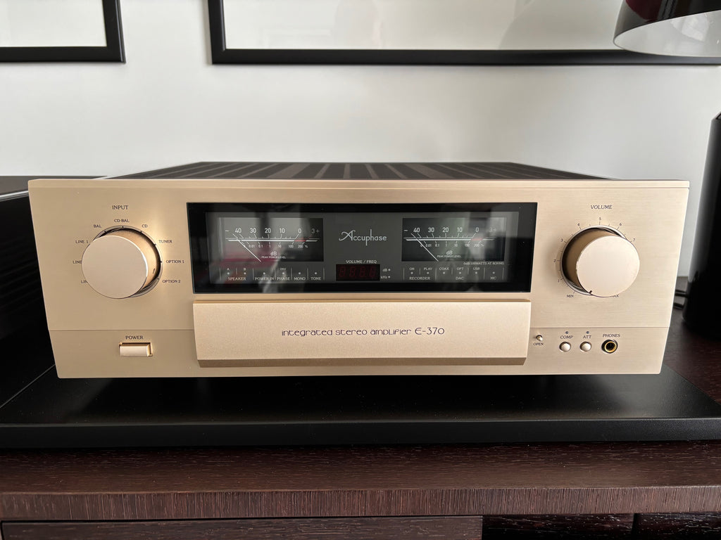 Accuphase E-370