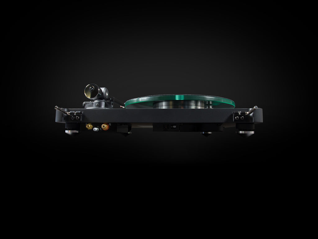 C 588 Turntable