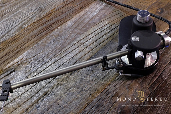 REVIEW : ACOUSTICAL SYSTEMS AQUILAR TONEARM