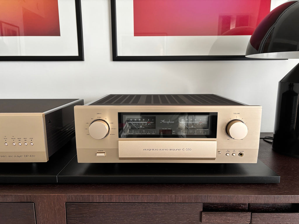 Accuphase E-370